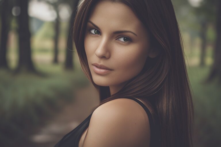 Brow Lift : la tendance qui redéfinit l’arc sourcilier des femmes
